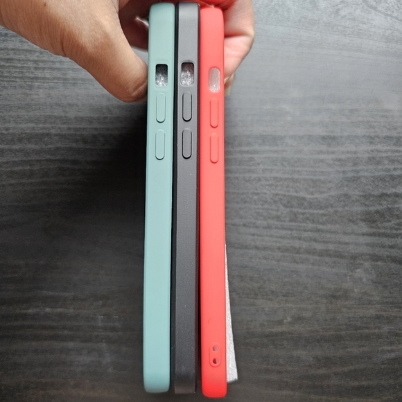 3 IPhone 12 Pro Max Cases - Picture 3 of 5